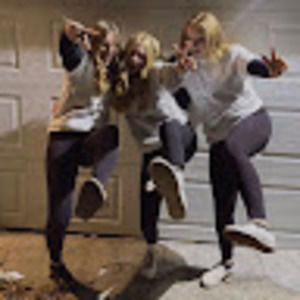 Meet your Posher, Maja